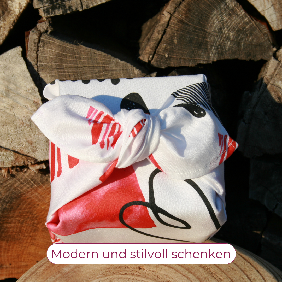 Furoshiki, Furoshiki Tuch, Geschenktuch, Furoshiki Herzen, Furoshiki aus Baumwolle, Furoshiki cloth, furoshiki bag, gift wrap, gift wrapping, sustainable wrap, nachhaltig Schenken, Furoshiki Avera, Furoshiki Kindergeburtstag, wiederverwendbares Geschenkpapier, Furoshiki Muttertag, Furoshiki Valentinstag