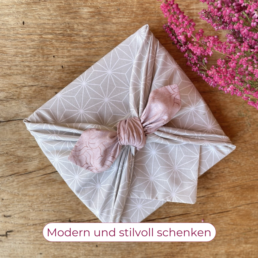 Furoshiki Weihnachten, doppelseitige Furoshiki, Schenken ohne Müll, Furoshiki, Furoshiki Tuch doppelseitig, Furoshiki mit Sternen, Furoshiki, Furoshiki Muttertag, Furoshiki japanisches Muster, wiederverwendbare Geschenkverpackung, Furoshiki cloth
