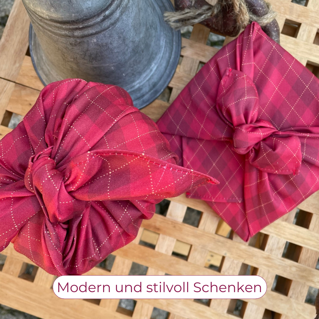 Furoshiki, Furoshiki kariert, Furoshiki Weihnachten, Geschenktuch Weihnachten, Furoshiki Tuch, Furoshiki rot, Furoshiki rot kariert, Furoshiki aus Bio Baumwolle, Furoshiki Weihnachten rot, Furoshiki Noel