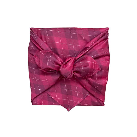 Furoshiki, Furoshiki kariert, Furoshiki Weihnachten, Geschenktuch Weihnachten, Furoshiki Tuch, Furoshiki rot, Furoshiki rot kariert, Furoshiki aus Bio Baumwolle, Furoshiki Weihnachten rot, Furoshiki Noel