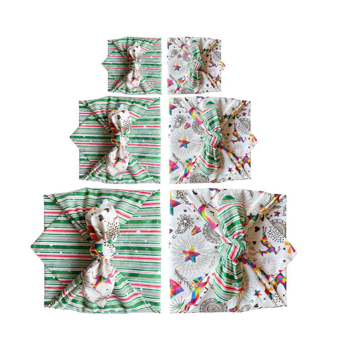 Furoshiki, Furoshiki doppelseitig Weihnachten, Christmas gift wrap, Geschenkverpackung aus Stoff, Furoshiki mit Rentiere, Geschenke, Glocken und Sterne, und auf der Rückseite elegant gestreift mit grün, weiß und rot, nachhaltige Geschenkverpackung, zero waste schenken, wiederverwendbares Geschenkpapier, Furoshiki Set Weihnachten