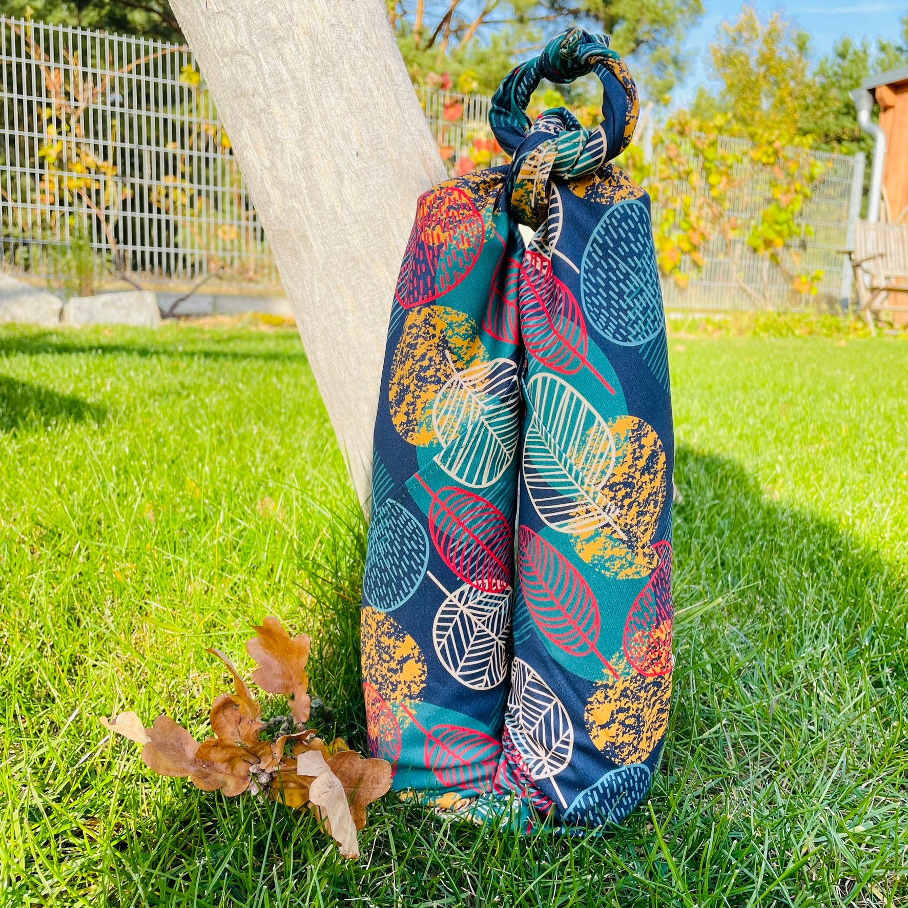 Furoshiki, Furoshiki Herbst, nachhaltige Geschenkverpackung, Geschenkverpackung aus Stoff, Furoshiki Tuch, wiederverwendbare Verpackung, wiederverwendbares Geschenkpapier, nachhaltig Schenken, nachhalig verpacken, zero Waste Geschenkverpackung, Geschenktuch, zero waste schenken, Furoshiki cloth